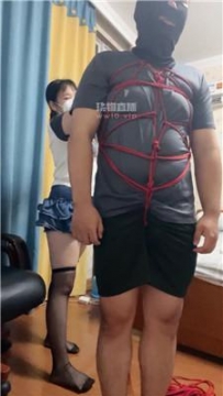 【调教视频】【铃兰】捆绑白袜塞嘴-赏赐圣水 JS250801-2