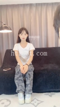 ZB11432 女生也能很暴力-开发170女大35分钟