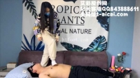 27071  【猫猫大人】新女主第一次全体重踩踏毯子，坐脸