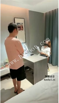 ZB5058 魔鬼天使】鞭打废物狗36分钟