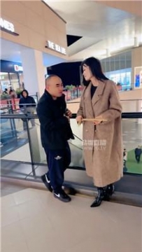 【调教视频】【可可夫妻s】户外调-万达刺激体验 JS251116-31