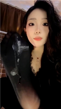 【第一视角】【母狗妈妈】厚黑裸足炸J专场    260408-29