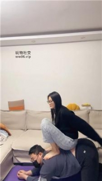 【调教视频】【埋汰】玉足踢踹恋足舔/骑马 JS241215-17