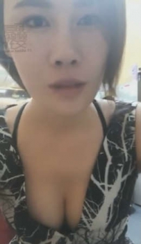 TL3534 美丝大人 烧烤店桌下调教