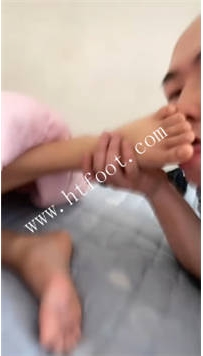 TL45675 与精神小妹的那些事】趁女生熟睡不为人知的事情27分钟