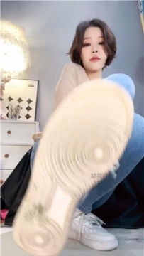 【第一视角】【白桃】小白鞋白棉袜    260522-11