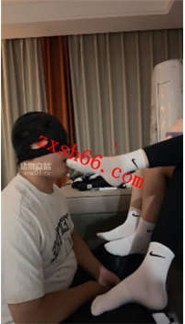 TLZB25992沙悟静-双主耐克白袜超狠深喉插出血41分