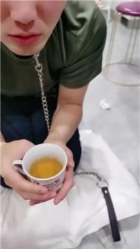 【调教视频】【妃儿小主】长裙S-坐脸窒息/赏赐圣水/跪舔高跟玉足 JS250112-27