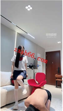 TLZB26045风吟殿下-学生制服调畜生踩踏坐脸除臭舔脚37分