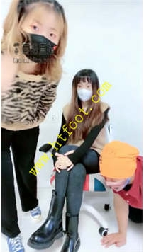 TL23284 美离子】素人超大眼00后第一次接触53分钟