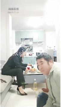 TL353 南荣S 两勾陪主人吃饭35分钟