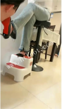 ZB4239 语阳】玩耍无脑贱狗34分钟