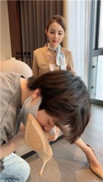 【调教视频】【冰冰】售楼小姐尝试第一次当s调教顾客 bf53440