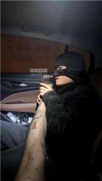 【调教视频】【心动茜茜S】户外羞辱玩骚奴 JS260320-35