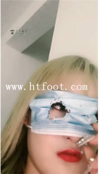 TL17099 安蔓M素人家里一堆人集体玩57分钟