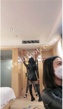 TL42104 安琪】带姐妹一起吊打沙包71分钟