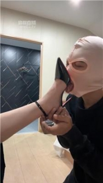 【调教视频】【冉冉】臭脚丫羞辱-脚耳光场 JS251024-24