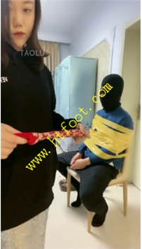 TL27762 逗逗】狂暴500耳光500马丁靴底耳光超重41分钟