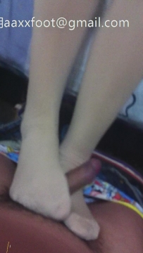 美腿裤袜揉搓吐奶