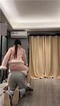 【调教视频】【狗哥】高贵可爱主-皮鞋白袜碾压踩 bf48728