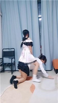 【调教视频】【小舞酱】闺蜜犬喜欢白棉袜 bf60429