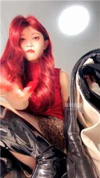 【第一视角】【诗诗】恶女靴节拍器寸止憋J锁奴    251120-31