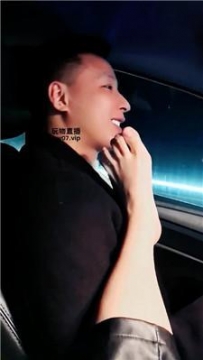 【调教视频】【苏晚s】车内臭脚丫挑逗家奴 JS250429-31