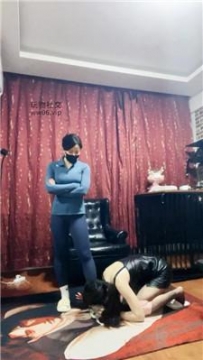 【调教视频】【冷颜】喜欢原味白棉袜的母畜 JS241219-14