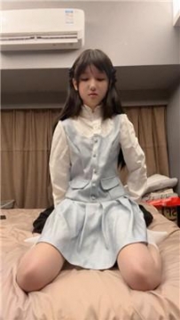 【调教视频】【狗哥】可爱学生主-白袜诱惑踩老师 bf48408