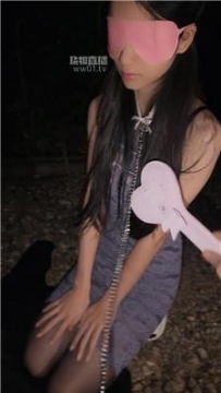 【调教视频】【咩咩】户外挑逗你们的女神犬【双视角版】 JS251014-39