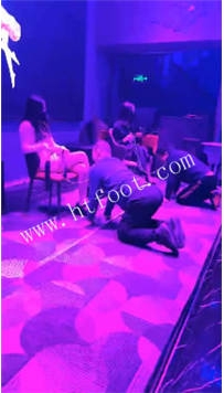 ZB1855 刘二狗】双素人SM酒吧35分钟