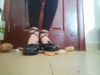 玛丽珍踩土豆  JS251011~4