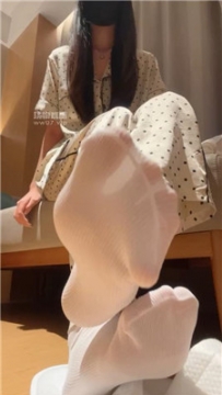 【第一视角】【奈奈sama】哥哥偷闻袜反被羞辱    250615-13