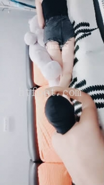 ZB10569 贝贝2-大长腿舔裸足家奴38分钟