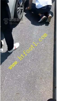 TL21783 乐爷】双女王野外劲爆调教粗口辱骂27分钟