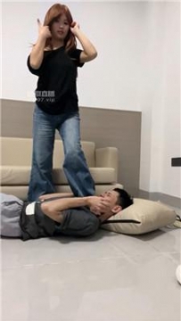 【调教视频】【知恩】闻臭鞋-牛仔裤坐脸窒息 bf54942