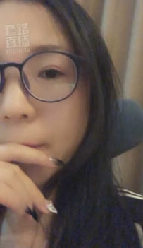 TL4386 苏墨墨 考试不及格的男同学来老师家补课被暴力耳光骑马羞辱