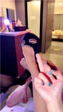 【调教视频】【琪琪女王殿下】開發第一次上課小奶狗【双视角版】JS260322-31