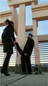 【调教视频】【语阳】天台强制鞭打处刑  JS251215-42