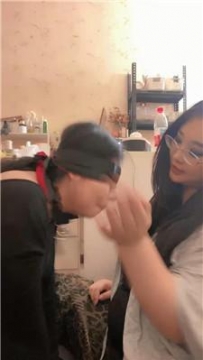 【调教视频】【小羊】臭脚丫玩母狗 JS251008-29