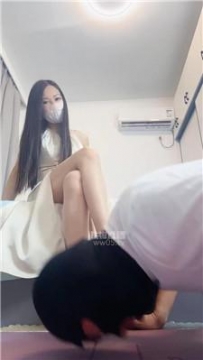 【调教视频】【丽娜】高跟玩虐脚下奴 JS251110-42