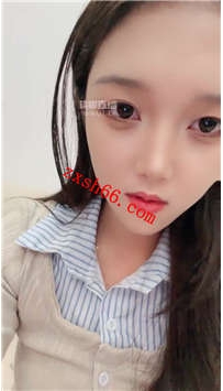 TLZB25554冰山-强制滴蜡-小白鞋白袜踩32分