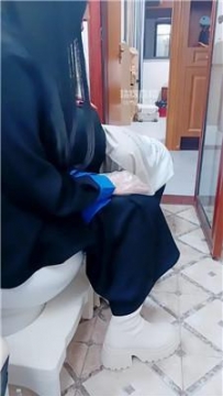 【调教视频】【路西法夫妻】绿帽奴下跪伺候 JS260315-19