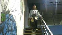 15275【AJ女主】学生段裙装黑长靴骑乘踩踏！