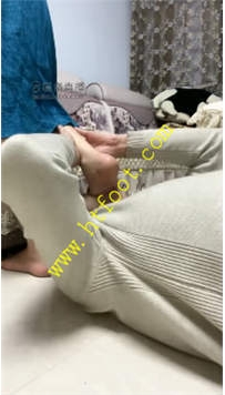 TL25577 逗逗】深喉极限到脚后跟43分钟