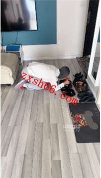 TLZB26368伊潼-素人闺蜜上门开发调玩家奴43分