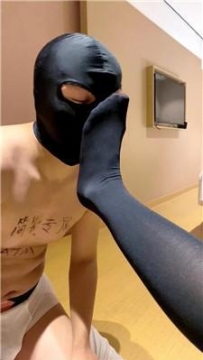 【调教视频】【S简梨】双S-超臭白袜辱-涂鸦-闻臭鞋 JS251126-14