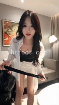 ZB10218 小7s-学长乳胶衣求圈养28分钟