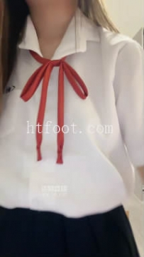 ZB11141 小渔-腿绞耳光全体重踩踏36分钟
