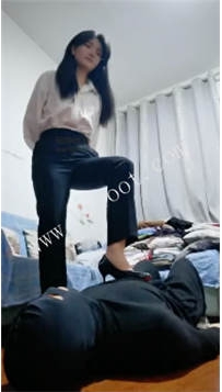 ZB606 柒柒】调教下属40分钟